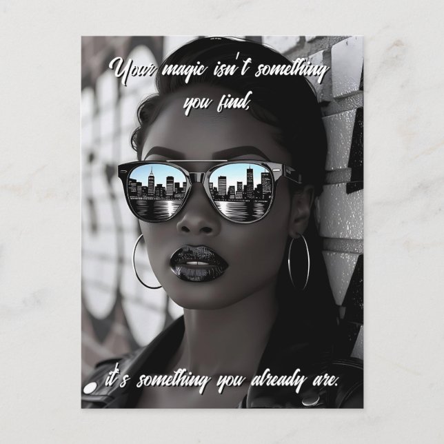 Carte Postale Gorgeous Woman in City with Sunglasses and Quote (Devant)