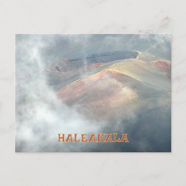 CARTE POSTALE " HALEAKALA DANS LES NUAGES" (Devant)