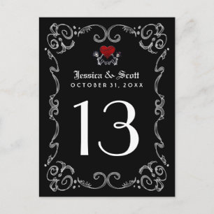 Carte Postale Halloween noir blanc Skeletons Heart Table Numéro