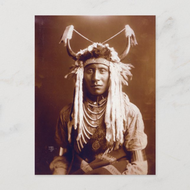 Carte Postale Head Carry (Amérindien) (Devant)