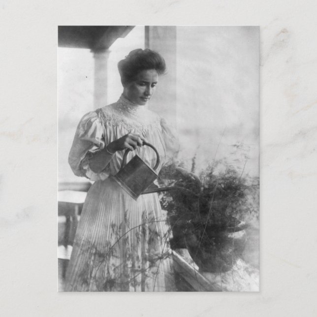 Carte Postale Helen Keller Watering Portrait Plante (Devant)