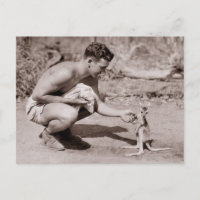 Homme avec Baby Kangaroo