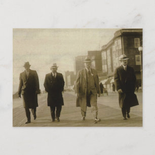 Carte Postale Hommes de ville