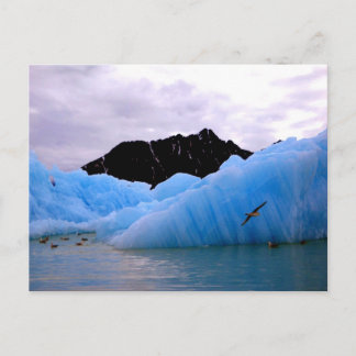 Carte Postale Iceberg de glace bleu