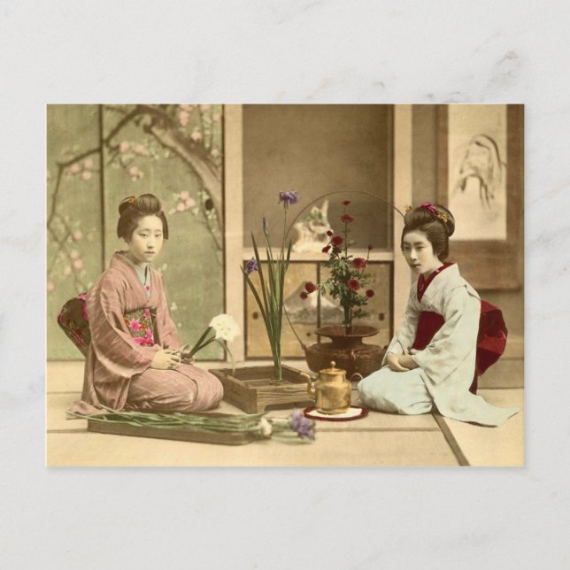 Carte Postale Ikebana - De Belles Kimono Girls Organisent Des Fl (Devant)