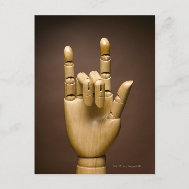 Carte Postale Index des mains en bois et petit doigt étendu, (Devant)