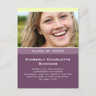 Carte Postale Invitation de graduation violette "Simply You"