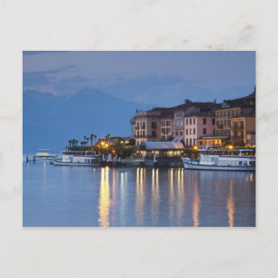 Carte Postale Italie, province de Côme, Bellagio. Vue de la vill