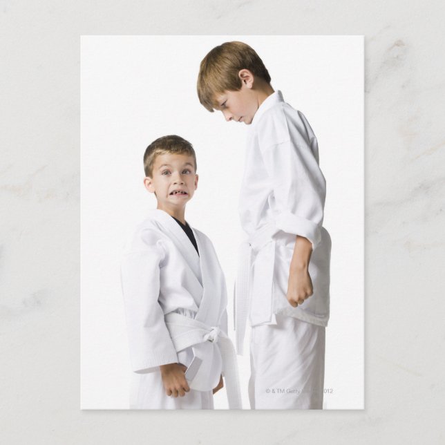 Carte Postale jeunes pratiquant les arts martiaux (Devant)