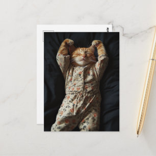 Carte Postale Joli chat roux endormi en pyjama