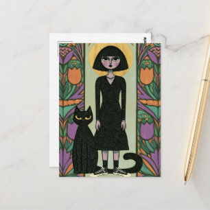 Carte Postale Jolie femme avec son chat noir à longue queue