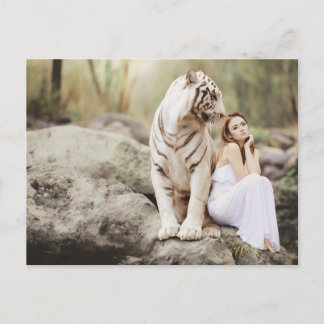 Carte Postale La Dame et le Tigre  --