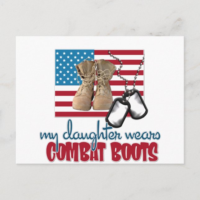 Carte Postale La fille porte des bottes de combat (Devant)