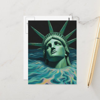 Carte Postale La Statue de la Liberté fond dans la mer surréalis
