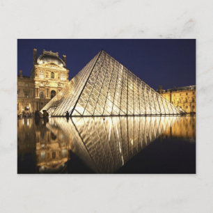 Carte Postale La vue nocturne sur la Pyramide de verre du Musée