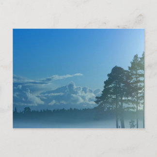 Carte Postale lac brumeux en Finlande