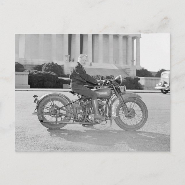 Carte Postale Lady Riding Motorcycle 1937 (Devant)