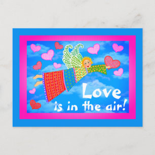 Carte Postale L'amour dans l'ange de l'air avec les coeurs