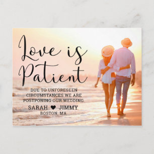 Carte Postale L'amour est Patient Modern Black Script Photo