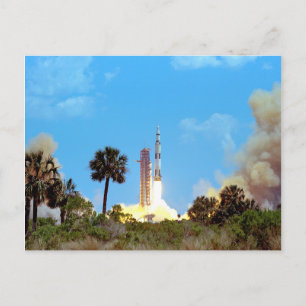 Carte Postale Lancement de la fusée Saturn V de la NASA Apollo 1