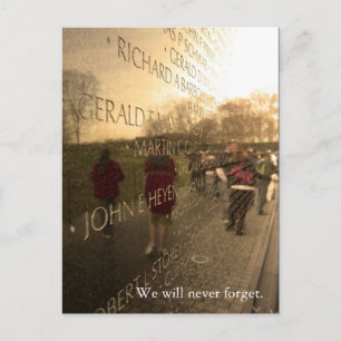 Carte Postale Le Mur - Memorial Day Weekend Edition