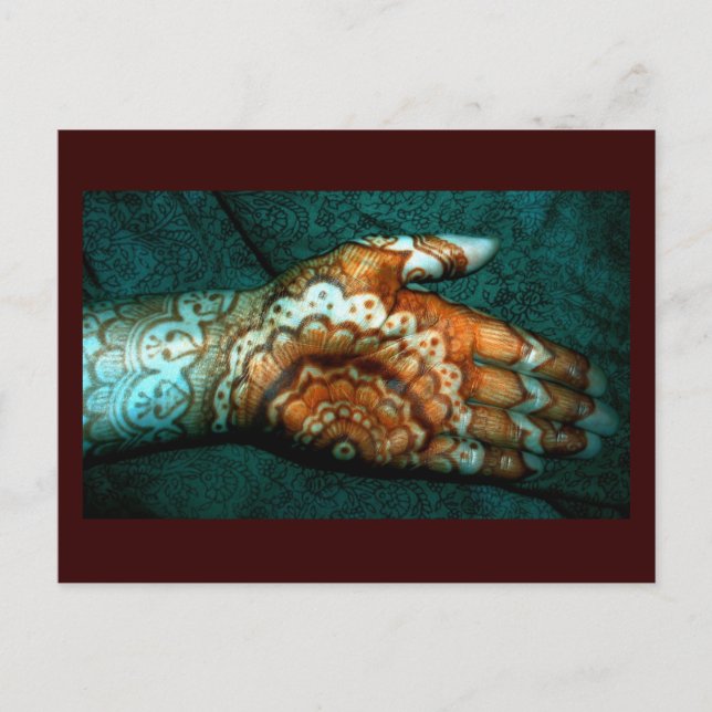 Carte Postale Le travail du tatouage au henné de Bajidoo (Devant)