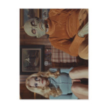 les années 70 Monster et Femme sur le canapé