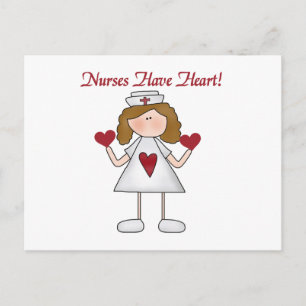Carte Postale Les infirmières ont des T-shirts cardiaques et des