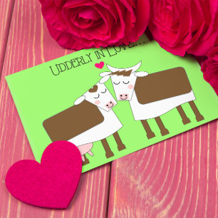 Carte Postale Les personnes âgées dans les vaches amoureuses Val