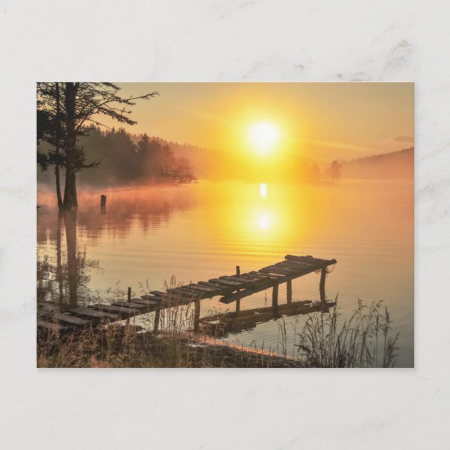 Carte Postale Lever de soleil idyllique | Misty Mountain Lake, B (Devant)