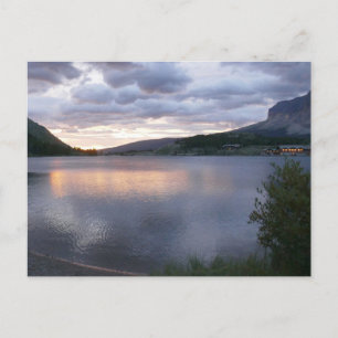 Carte Postale Lever du soleil au lac Swiftcurrent I