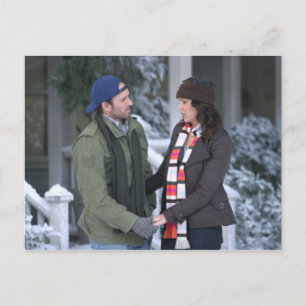 Carte Postale Lorelai & Luke Holding Hands in the Snow