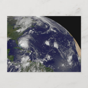 Carte Postale L'Ouragan Irene Traverse Les Bahamas.
