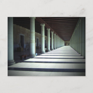 Carte Postale Lumière et ombres dans le musée d'agora à Athènes