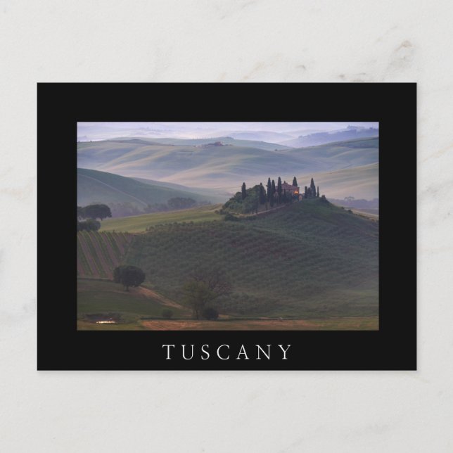 Carte Postale Maison en Toscane dans le matin brouillard noir ca (Devant)