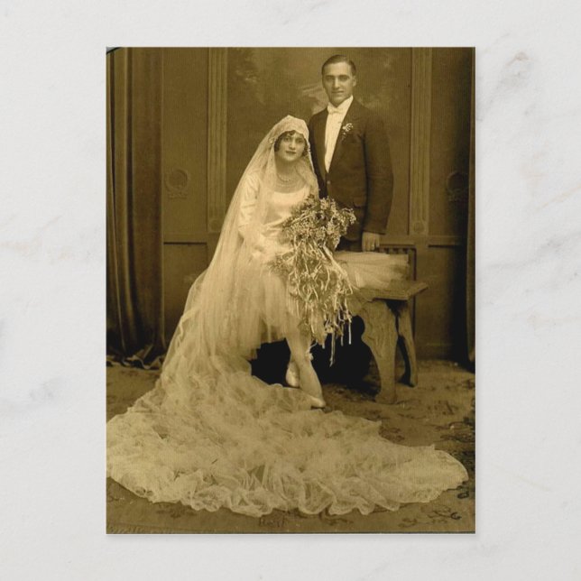 Carte Postale Mariage vintage mariée et chambre (Devant)