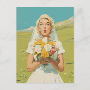 Carte Postale Mariée surprise dans une prairie printanière