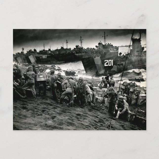 Carte Postale Marines 2ème guerre mondiale déchargement Fournitu (Devant)