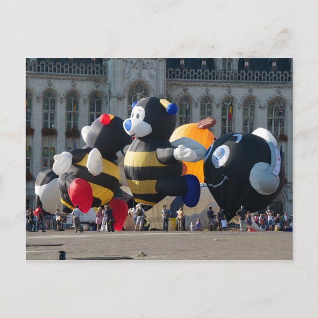 Carte Postale Mise en bulle du modèle (Devant)