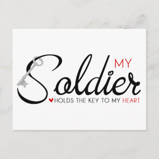 Carte Postale Mon soldat tient la clé de mon coeur