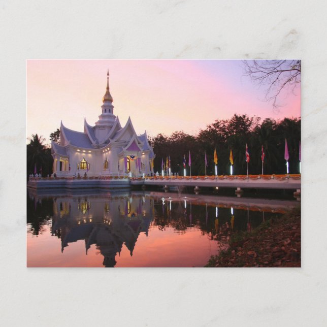 Carte Postale Monastère au bord du lac. (Devant)