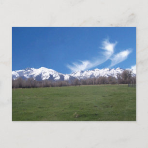 Carte Postale Montagnes rouges en avril