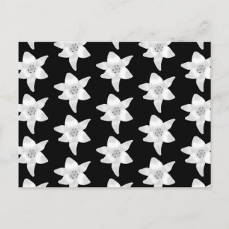 Carte Postale Motif Lily élégant en noir et blanc.