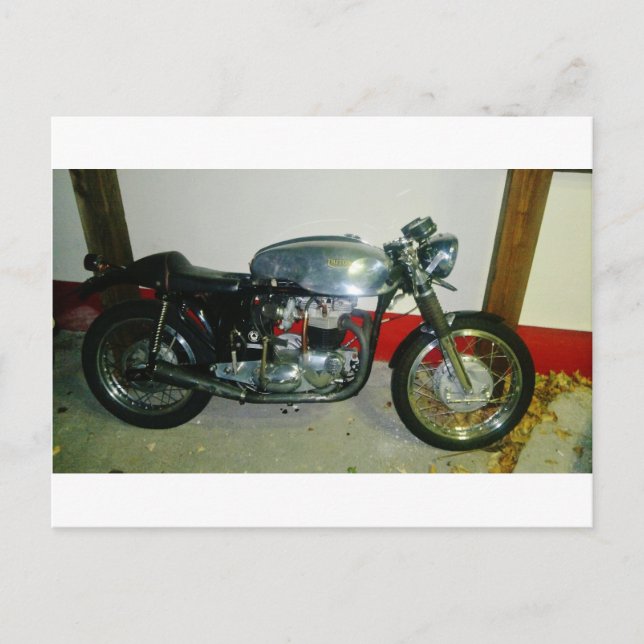 Carte Postale Moto britannique Triton. (Devant)