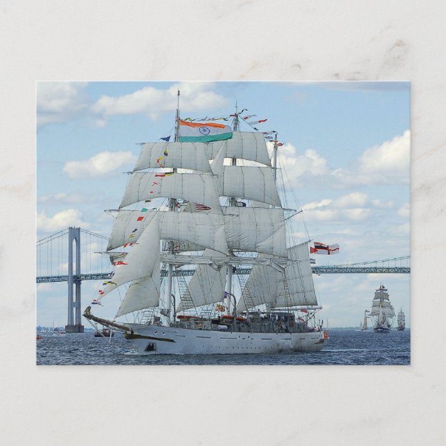 Carte Postale Navire d'entraînement de la marine indienne Tarang (Devant)