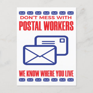 Carte Postale Ne vous gênez pas avec le travailleur postal Funny