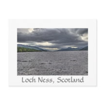 Nuages d'acier de Loch Ness