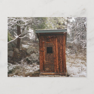 CARTE POSTALE OUTHOUSE IN THE SNOW