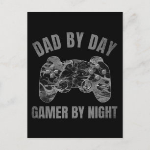 CARTE POSTALE PAPA LE JOUR, JOUEUR LA NUIT
