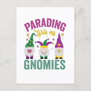 Carte Postale Parader avec mes Gnomies Funny Mardi Gras Gnomes